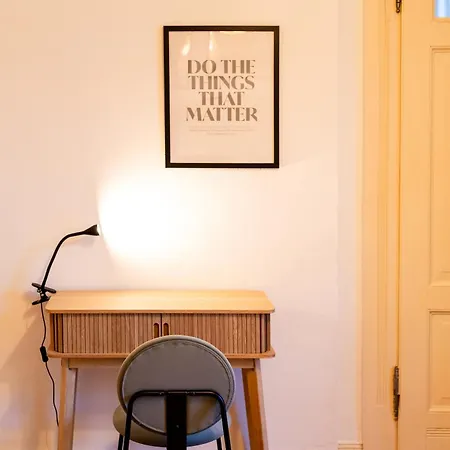 - Zentral Gelegen Im Vorderen Westen